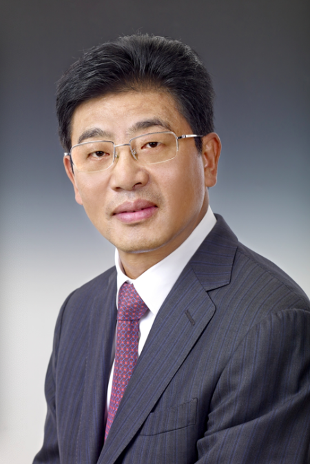 两会e线人大代表杨小平建议修订人民银行法明确建立现代央行制度