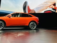 乐道L60爆单！李斌：明年3月产能达到2万台