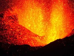 突发！中概股大爆发！美股全线跳水，降息概率骤降至50%！